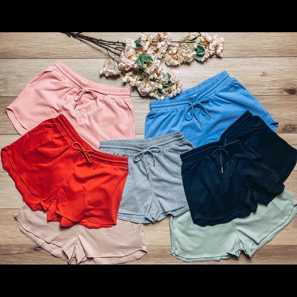 Comfy Basic Drawstring Shorts - Picture 3 of 3